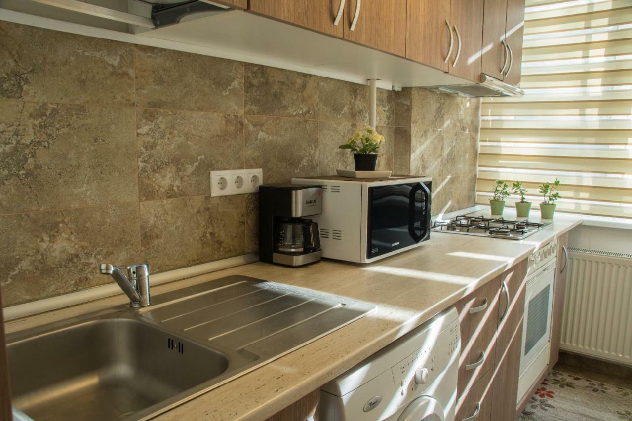 Maxxy Apartments Bucharest Luaran gambar