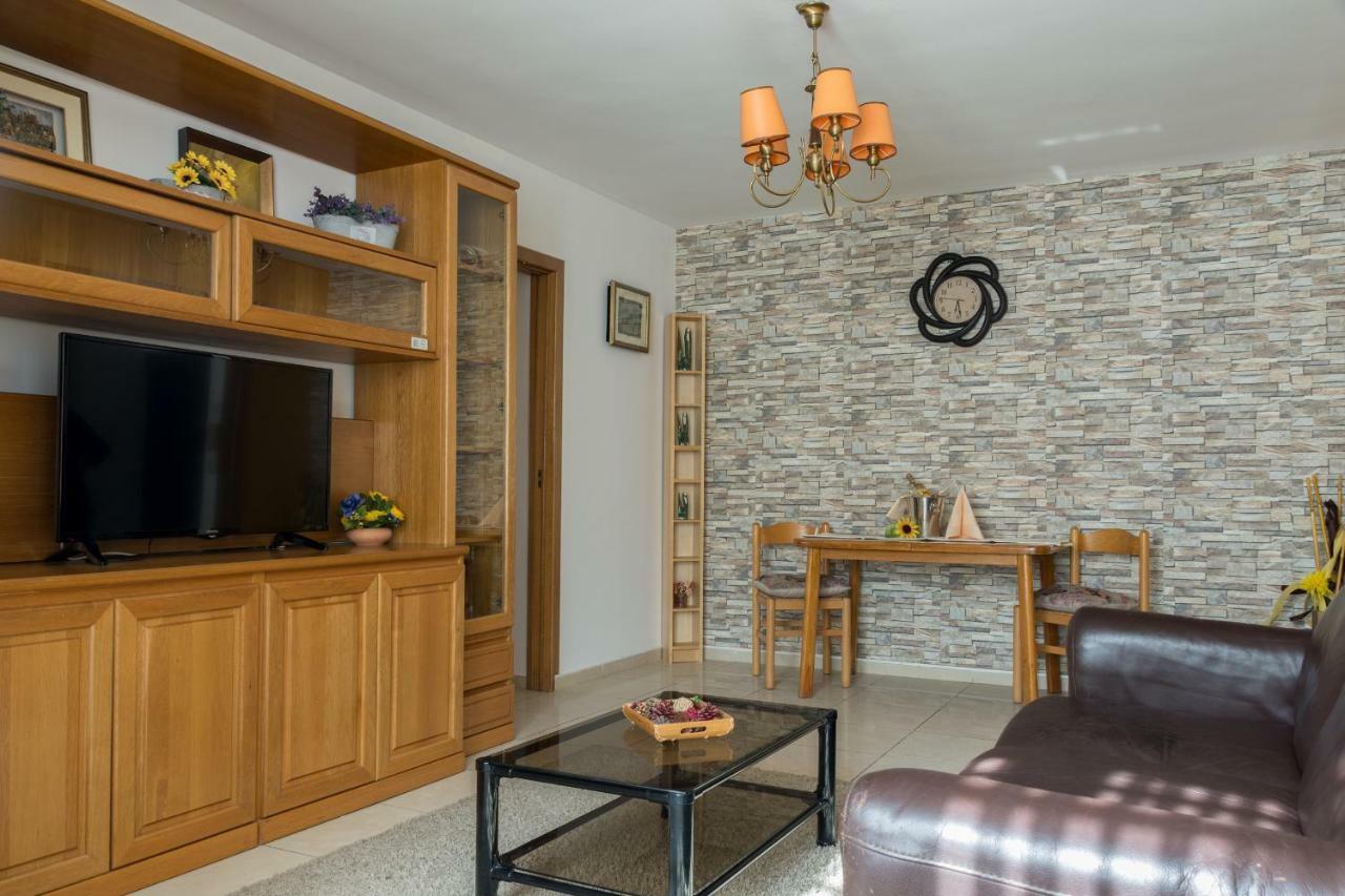 Maxxy Apartments Bucharest Luaran gambar