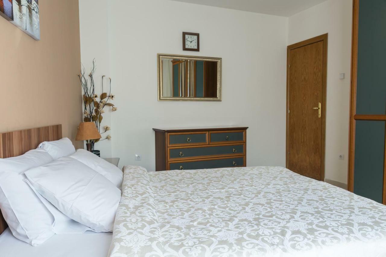 Maxxy Apartments Bucharest Luaran gambar