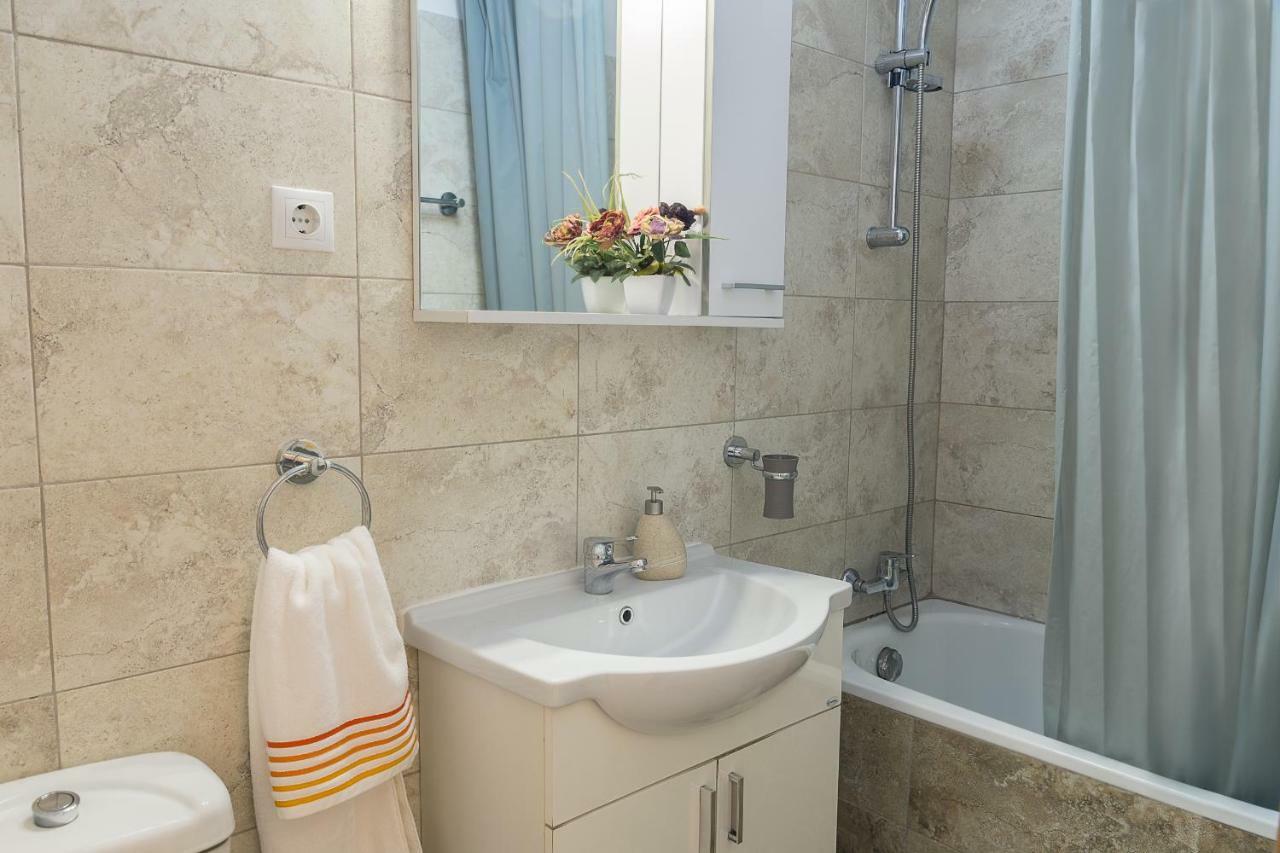 Maxxy Apartments Bucharest Luaran gambar